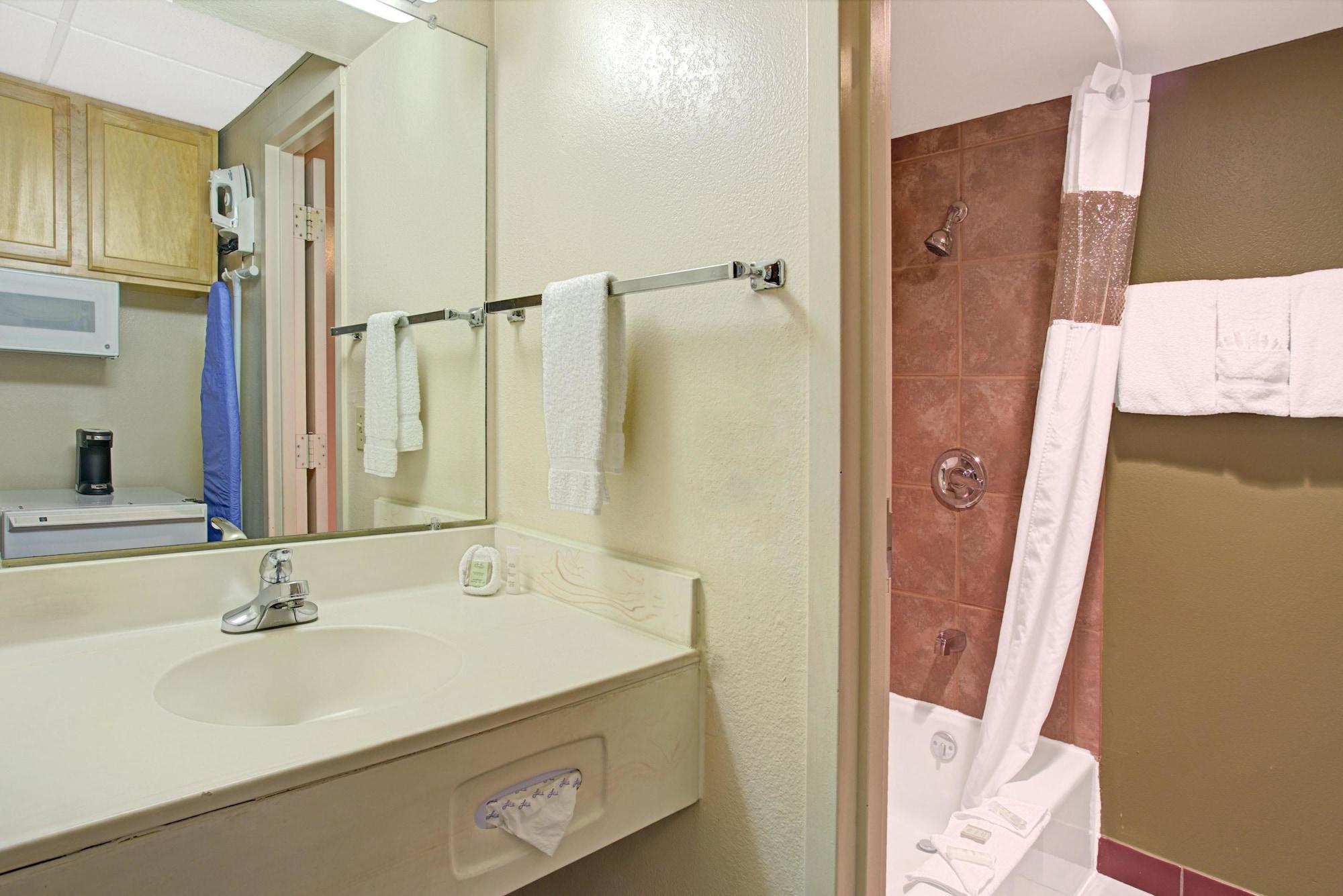 Super 8 By Wyndham Wheat Ridge/Denver West Экстерьер фото